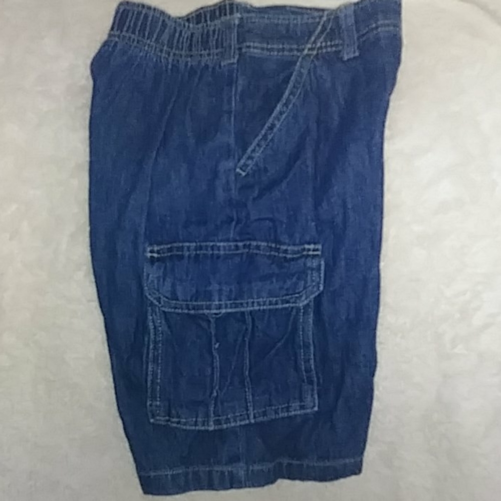 💙🩵🤍 Light Weight Cargo Denim Shorts